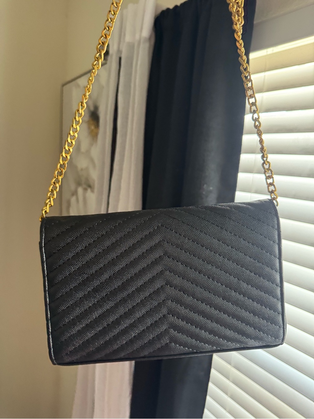 Yves Saint Laurent Black Quilted Leather Envelope Clutch with Gold YSL Logo - Picture 4 of 6